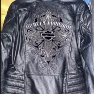 Harley Davidson Women ALEXIS Black Leather Jacket Cross Sz M 97038-15VW